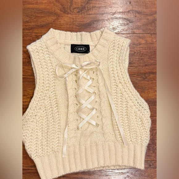 Cider Vest - Picture 2 of 6